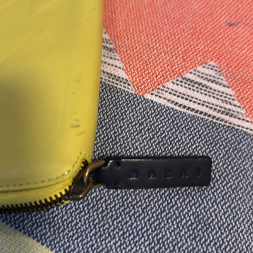 100% Authentic Marni continental zip wallet - Picture 3 of 5